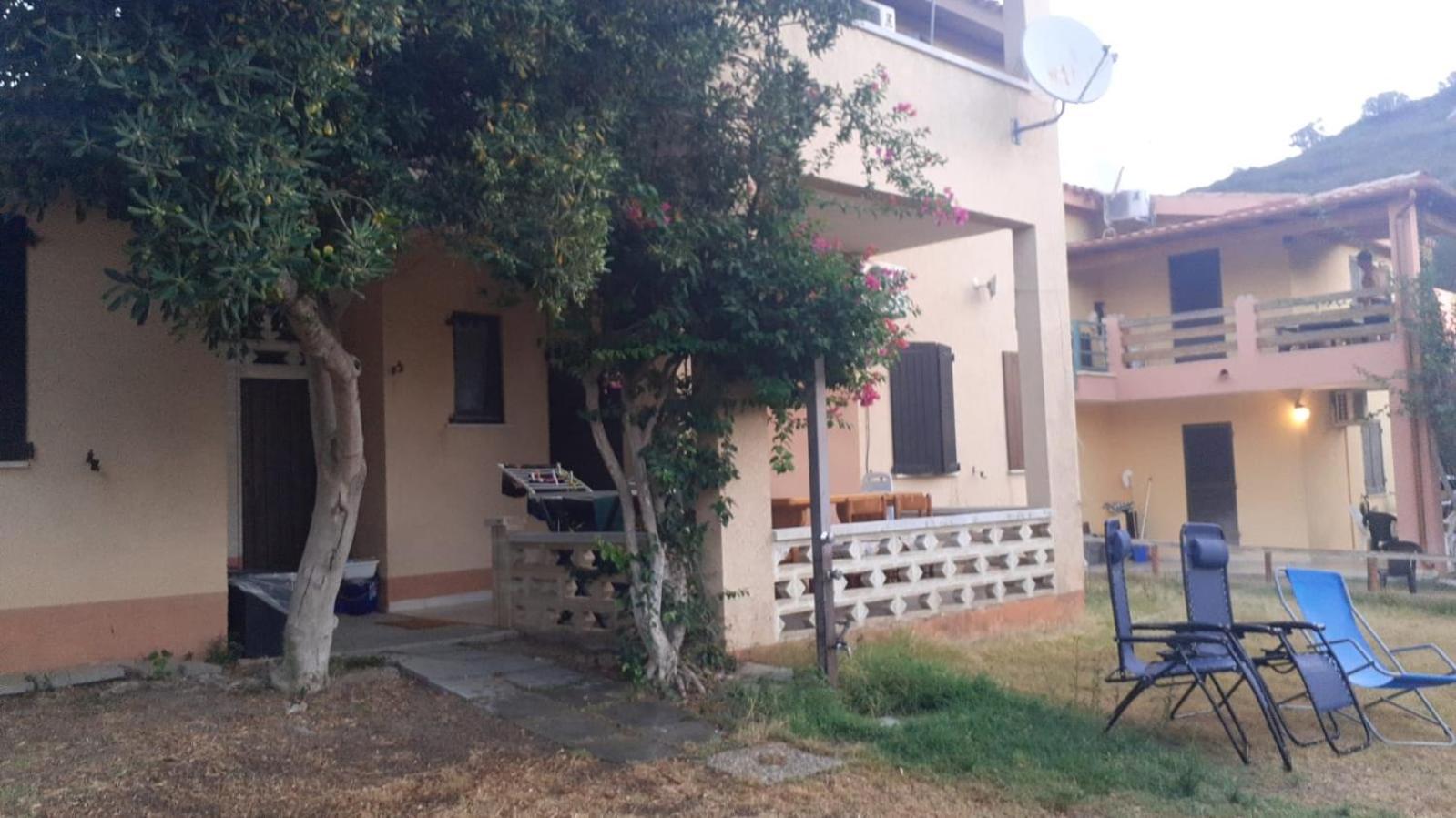 Case Natalia Costa Rei Exterior photo